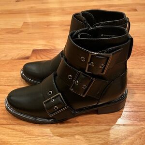 Blondo Camila Black Buckle Waterproof Moto Boots, Size 7.5 NEW